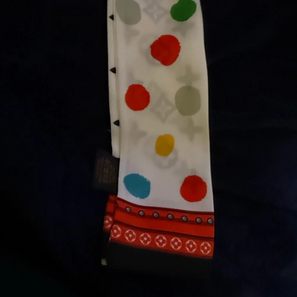 Freebies - Picture 1 of 1